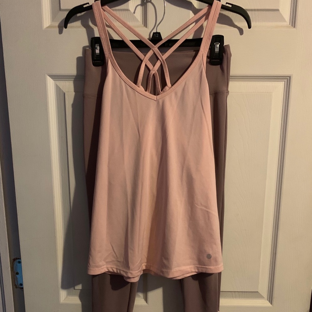 Yoga pants and tank top set